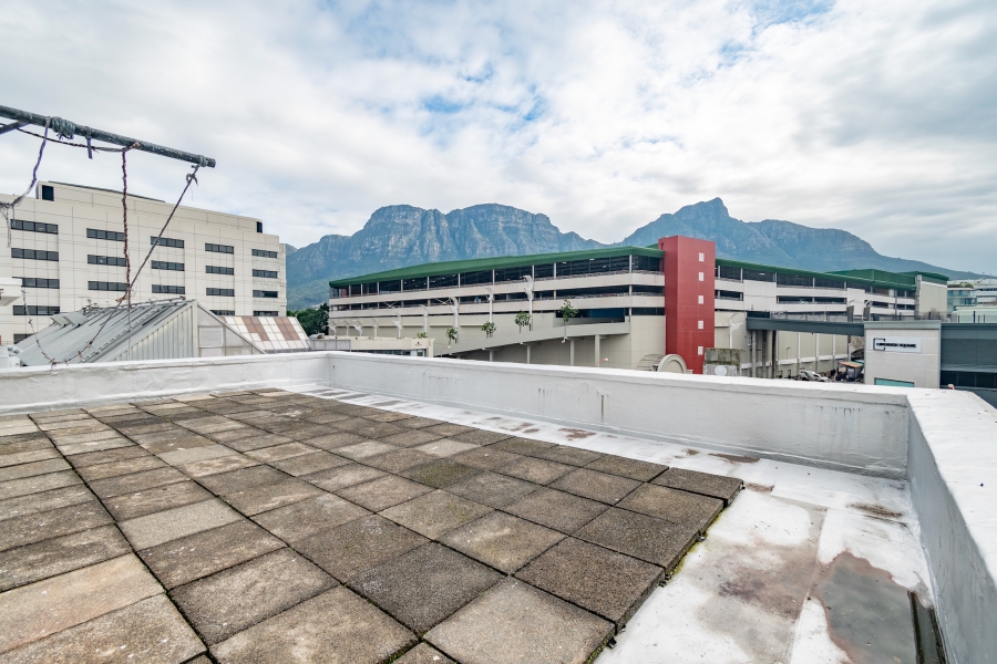 1 Bedroom Property for Sale in Constantia Western Cape